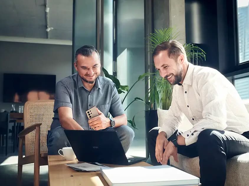 Tomek Kupidura i Łukasz Somniak, założyciele Mandala Software House